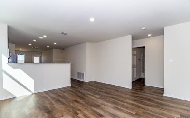 5911 Rolling Glen — photo 4