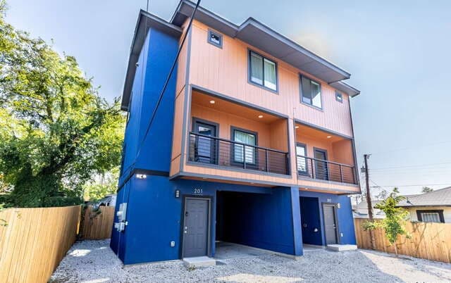 118 Shenandoah Unit 202