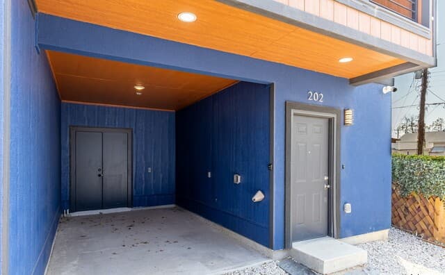 118 Shenandoah Unit 202 — photo 2