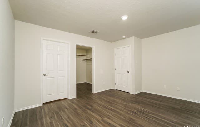 8914 Gerald Ohara — photo 4