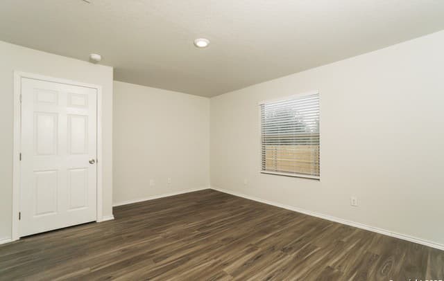 8914 Gerald Ohara — photo 5