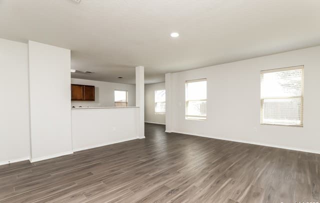 8906 Gerald Ohara — photo 5