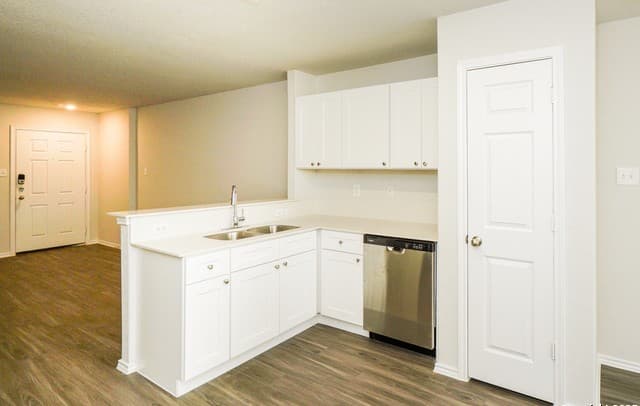 707 Belle Watling — photo 2