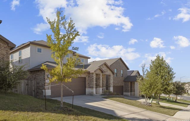 13044 Louberg — photo 2