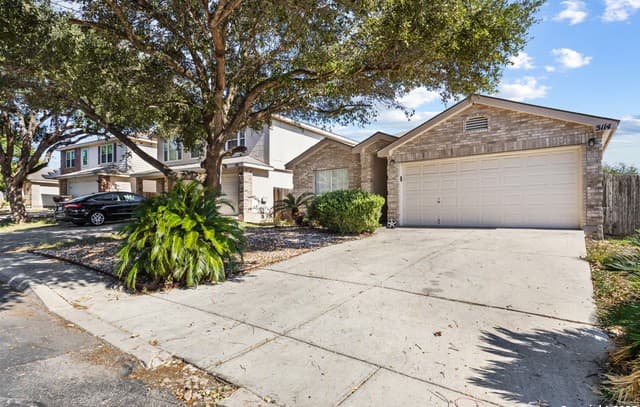 5114 Crestwood Hill — photo 2