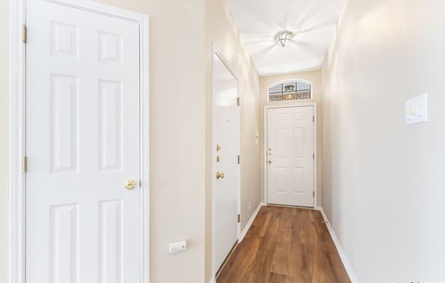 5114 Crestwood Hill — photo 3