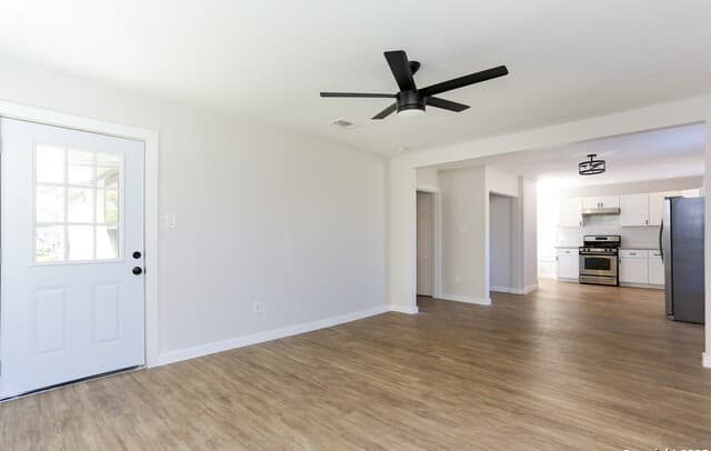 734 W Norwood — photo 4