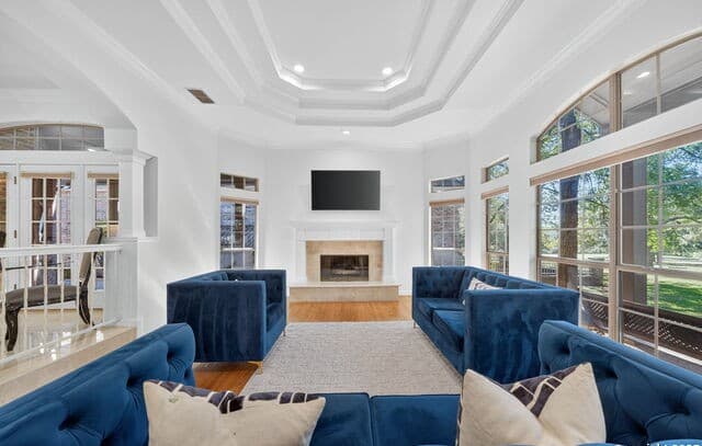 6 Regent Arms — photo 2