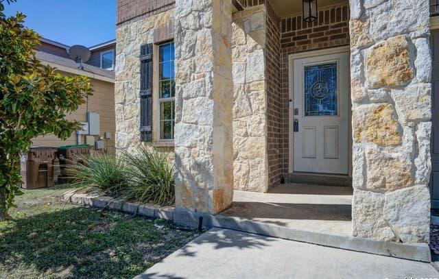 8907 Preserve Trail — photo 2