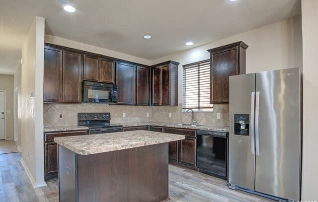 8907 Preserve Trail — photo 5