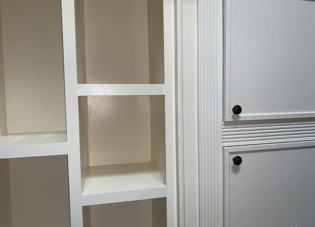 316 E Myrtle St — photo 2