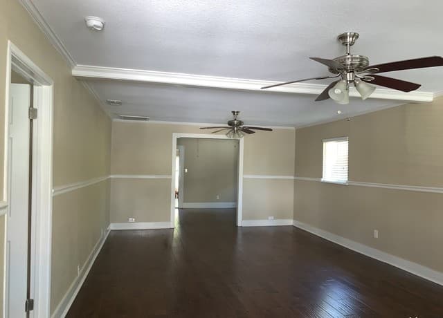 316 E Myrtle St — photo 5