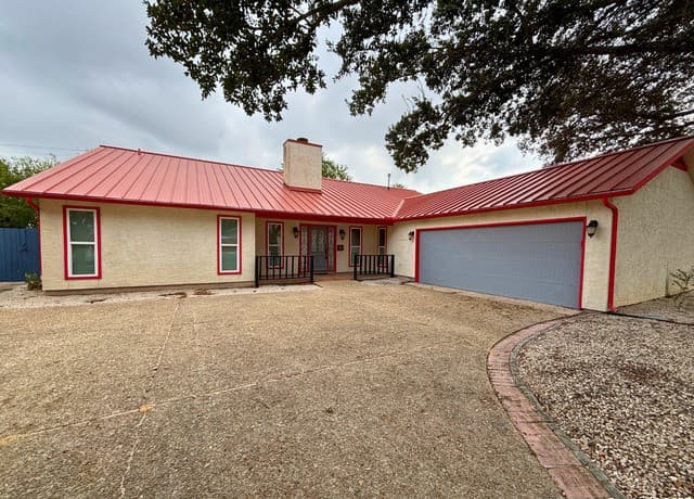 6318 Firestone — photo 2