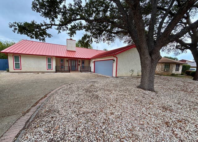 6318 Firestone — photo 3