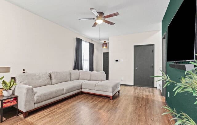 10519 Green Rock — photo 2