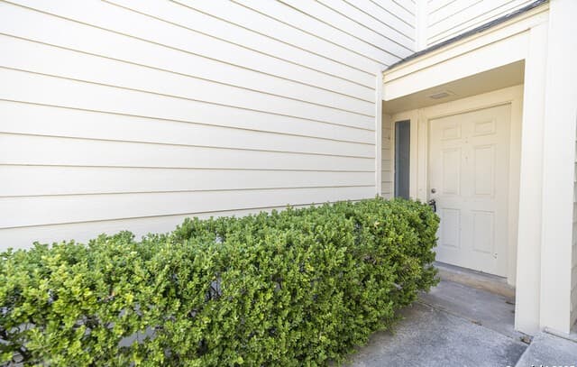 8419 Echo Creek — photo 2