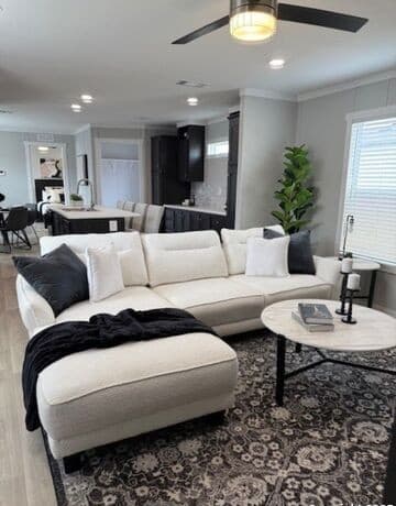 15949 Flores Curve — photo 3