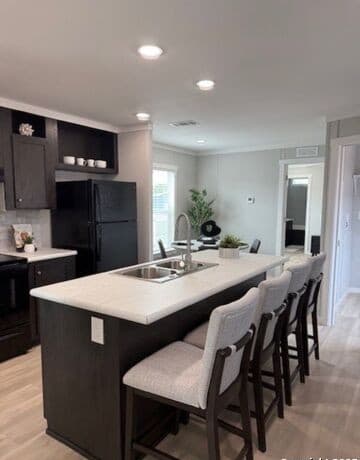 15949 Flores Curve — photo 4