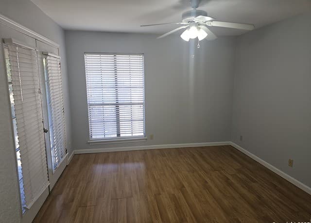 8611 Datapoint Unit 4 — photo 5