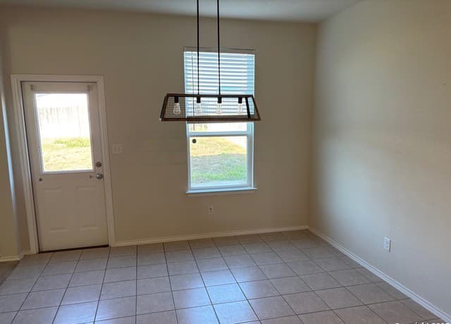 10347 Dunlap — photo 5