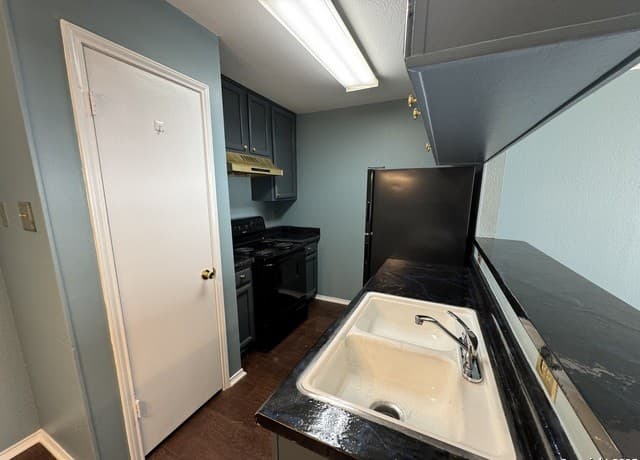 4803 Hamilton Wolfe Unit 606 — photo 4