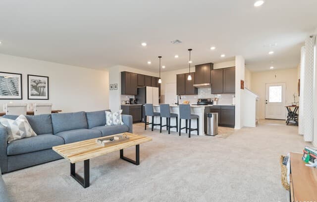 6611 Runaway Row — photo 4