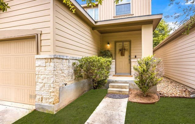 6359 Mustang Point — photo 4