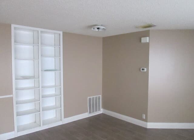 1827 Leander — photo 5