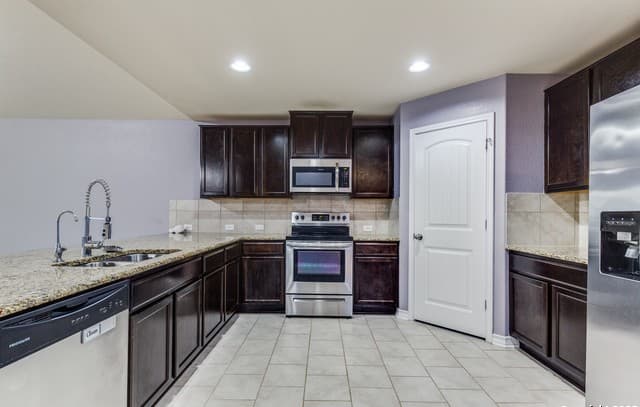 7522 Rigel Chase — photo 3