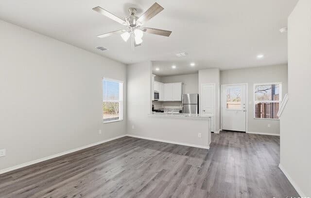 518 Abigail — photo 3