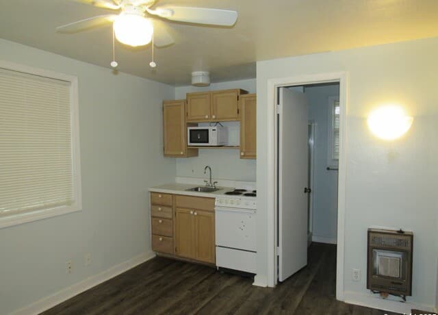 311 E Rosewood Unit 103 — photo 4