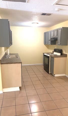 7615 Windsor Oaks — photo 2