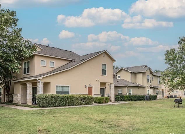 1000 Diamond Unit 1301 — photo 3