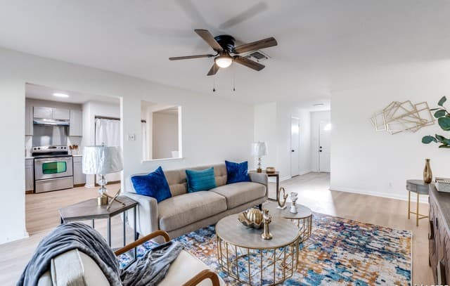 12209 Lucky Oaks — photo 2