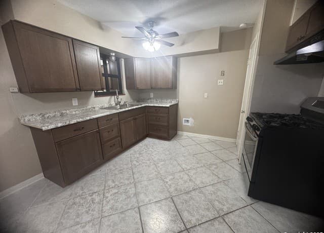 9654 Emerald — photo 4