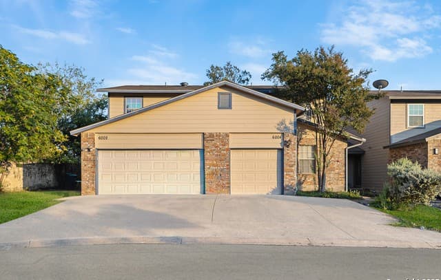 6651 Rambling Trail — photo 2