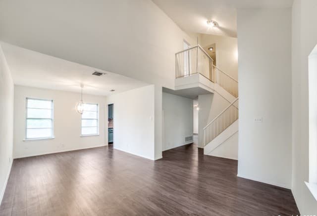 5123 Timber Trace — photo 2