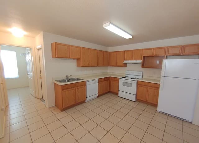 8017 Maverick Climb — photo 4