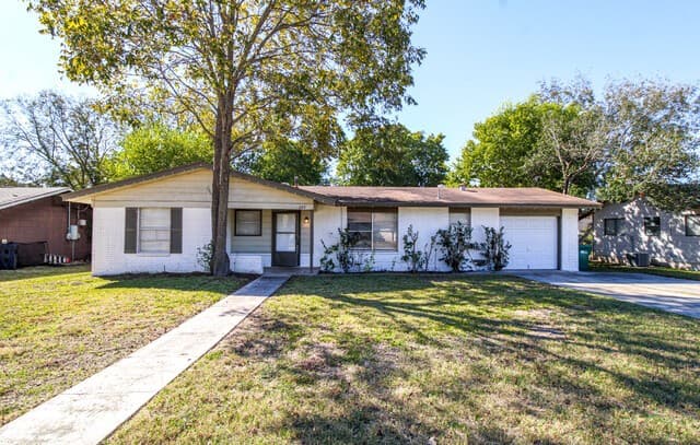 9006 Clearwood Path — photo 2