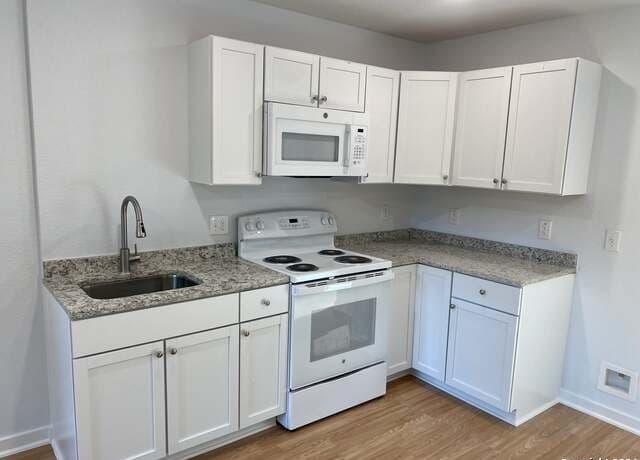 1628 S Hamilton St Unit 102 — photo 4