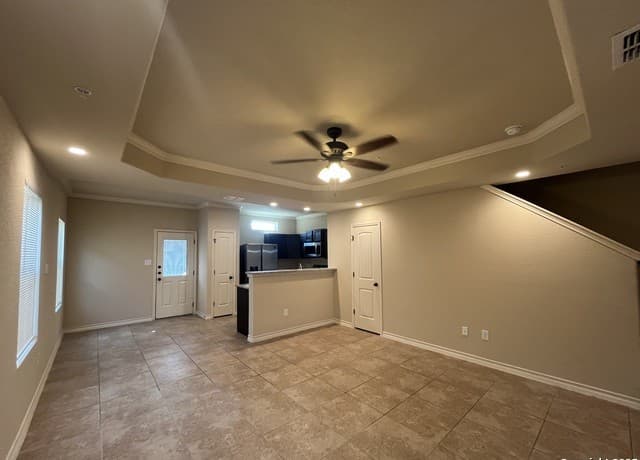 13911 Annas Way Unit 101 — photo 3