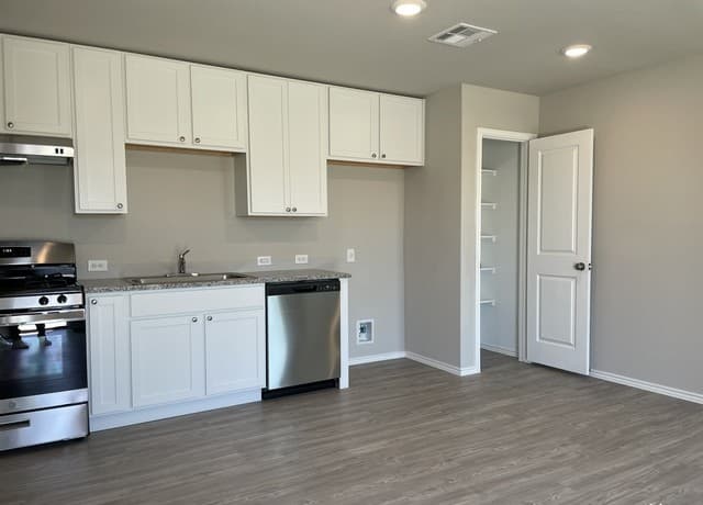 8256 Piedra Medina — photo 3