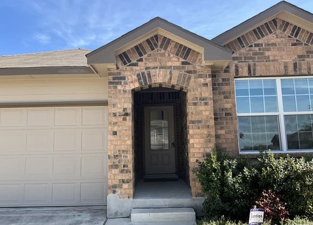 1326 Crow CT — photo 3