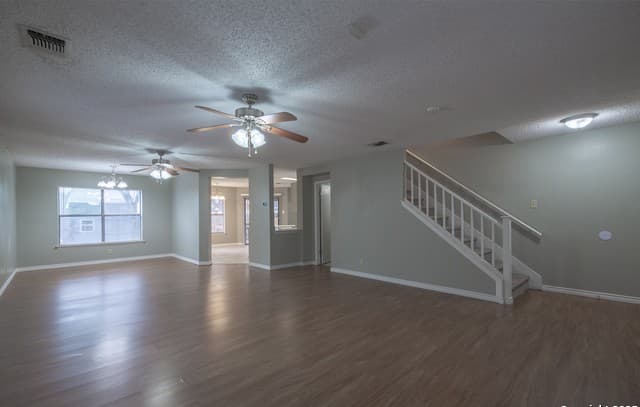 8018 Copper Trail Dr — photo 4