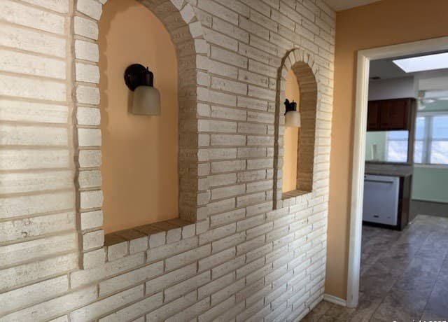 5634 Charlie Chan — photo 2