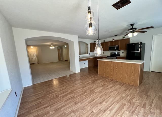 9114 Laguna Falls — photo 4