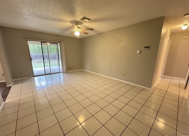 3819 Pipers Meadow — photo 2