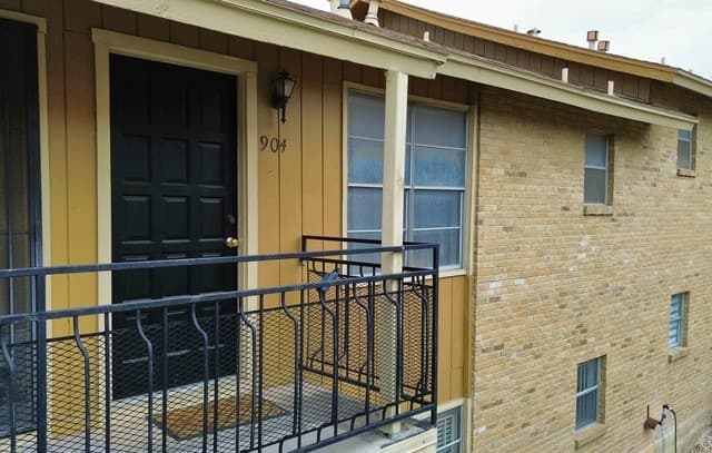 923 Vance Jackson Rd Unit 904 — photo 1