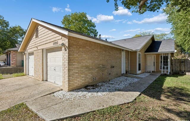 14423 Watermill — photo 3