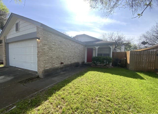 8838 Meadow Trace — photo 2